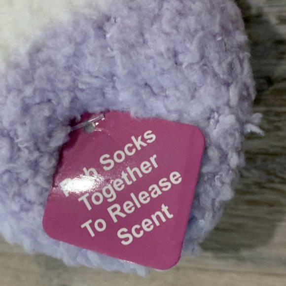 MinxNY Women's Non-Skid Warm Soft and Fuzzy Lavender Infused 2-Pair Pack Slipper - Picture 4 of 5